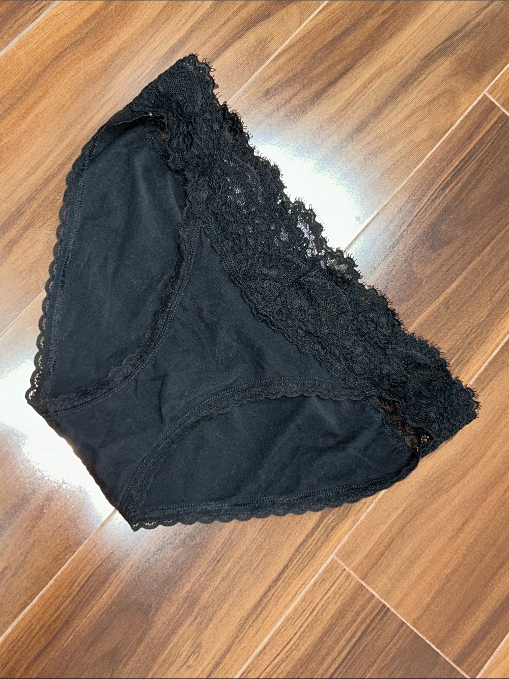 Medium Aerie bikini black panty